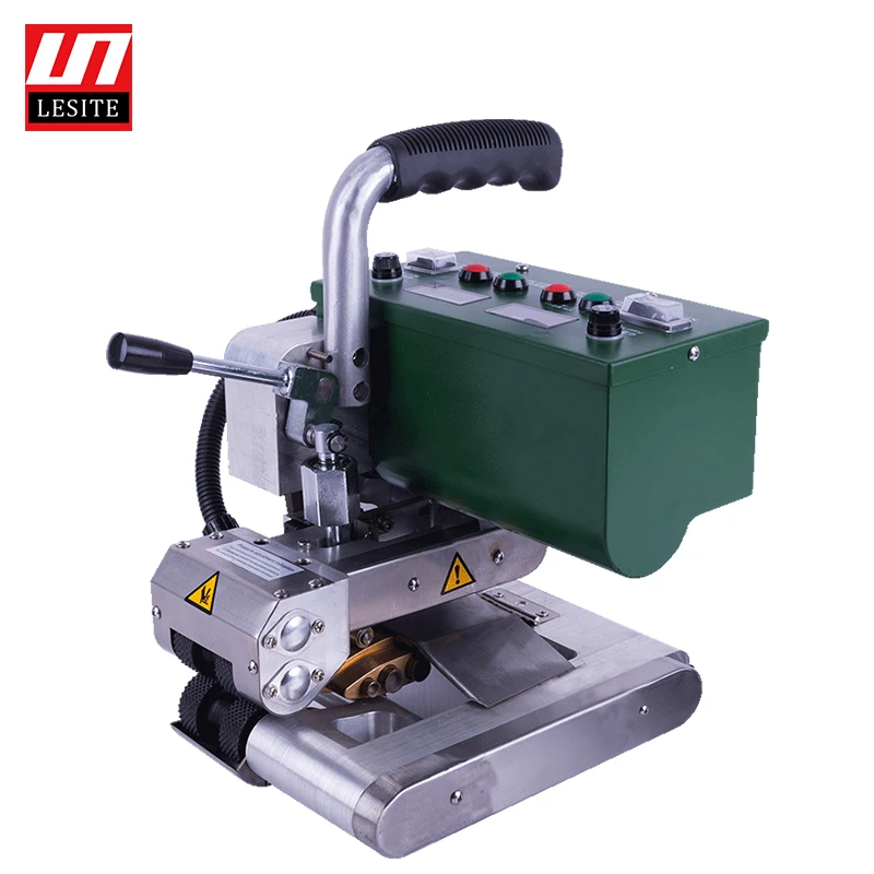 Plastic HDPE Geomembrane Welding Machine Close to Comet