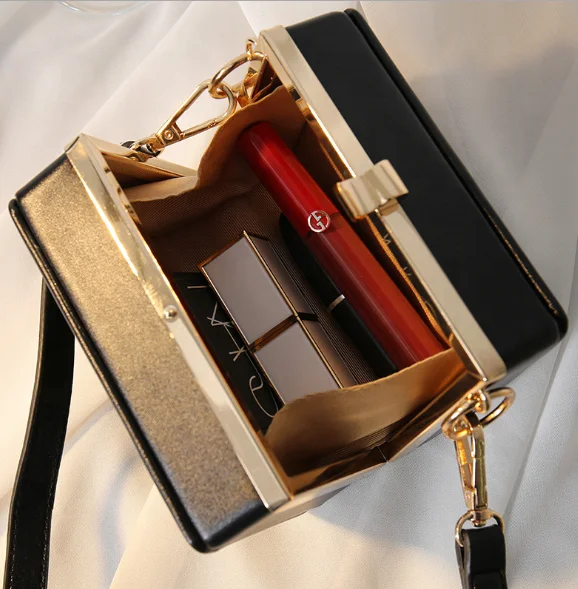 Fancy european and american fashion casual party bag PU ladies simple clutch purse