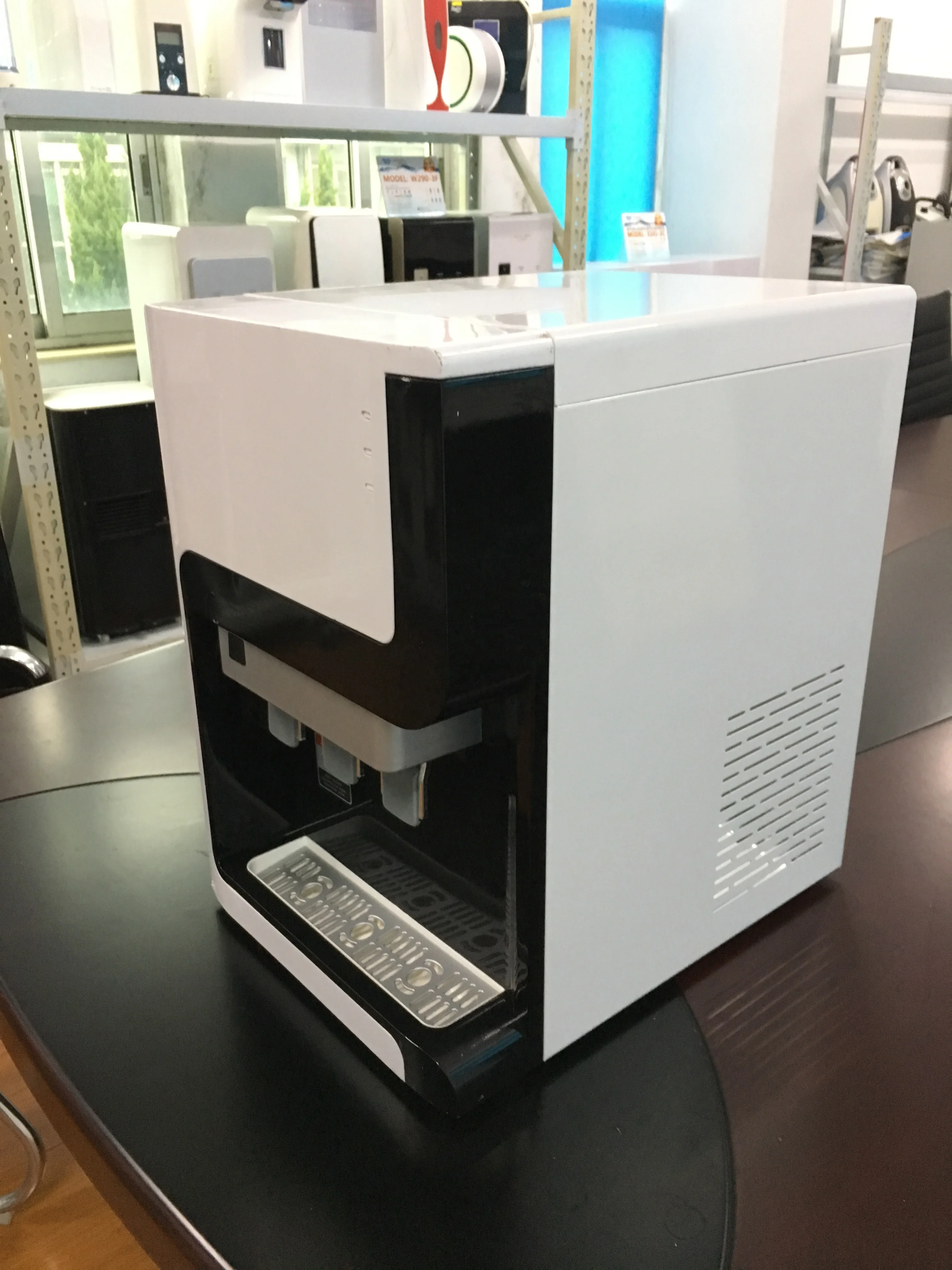 Pipeline Water Dispenser Desktop POU Hot and Cold Water Korean Design Compressor Cooling