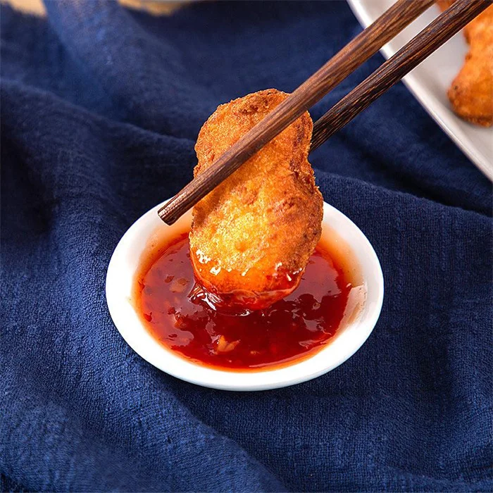 Low wholesale sriracha hot chili sauce chinese chilli sauce thai sweet chili paste