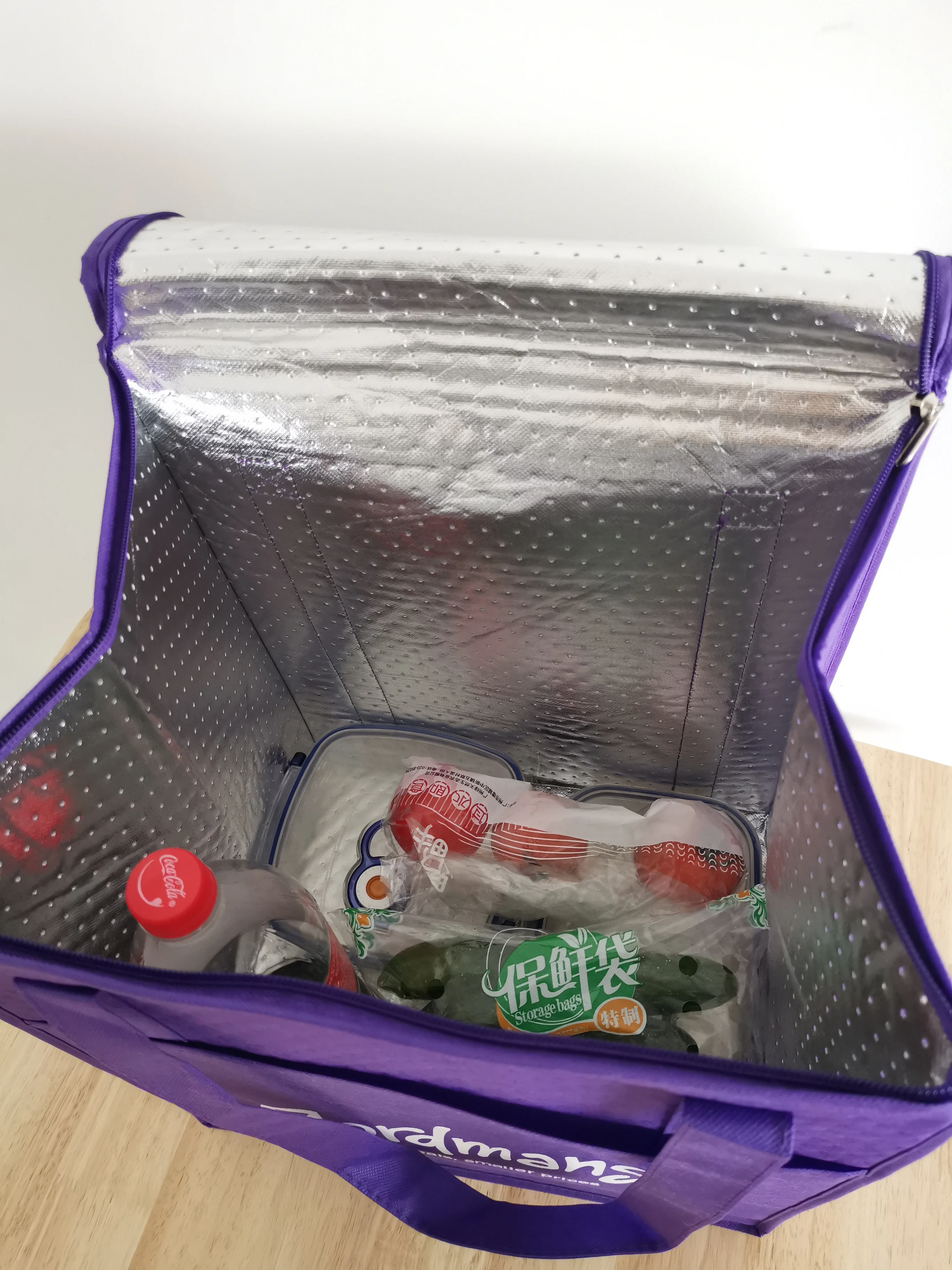 Vietnam Factory OEM supermarket fresh food delivery lunch insulated cooler bag special premium quality competitive price