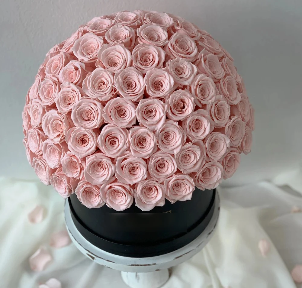 Preserved Rose Box Factory Supply Hot Selling Luxury Gift Forever Flower New Year Decoration Natural Flower New Year Decor 2024