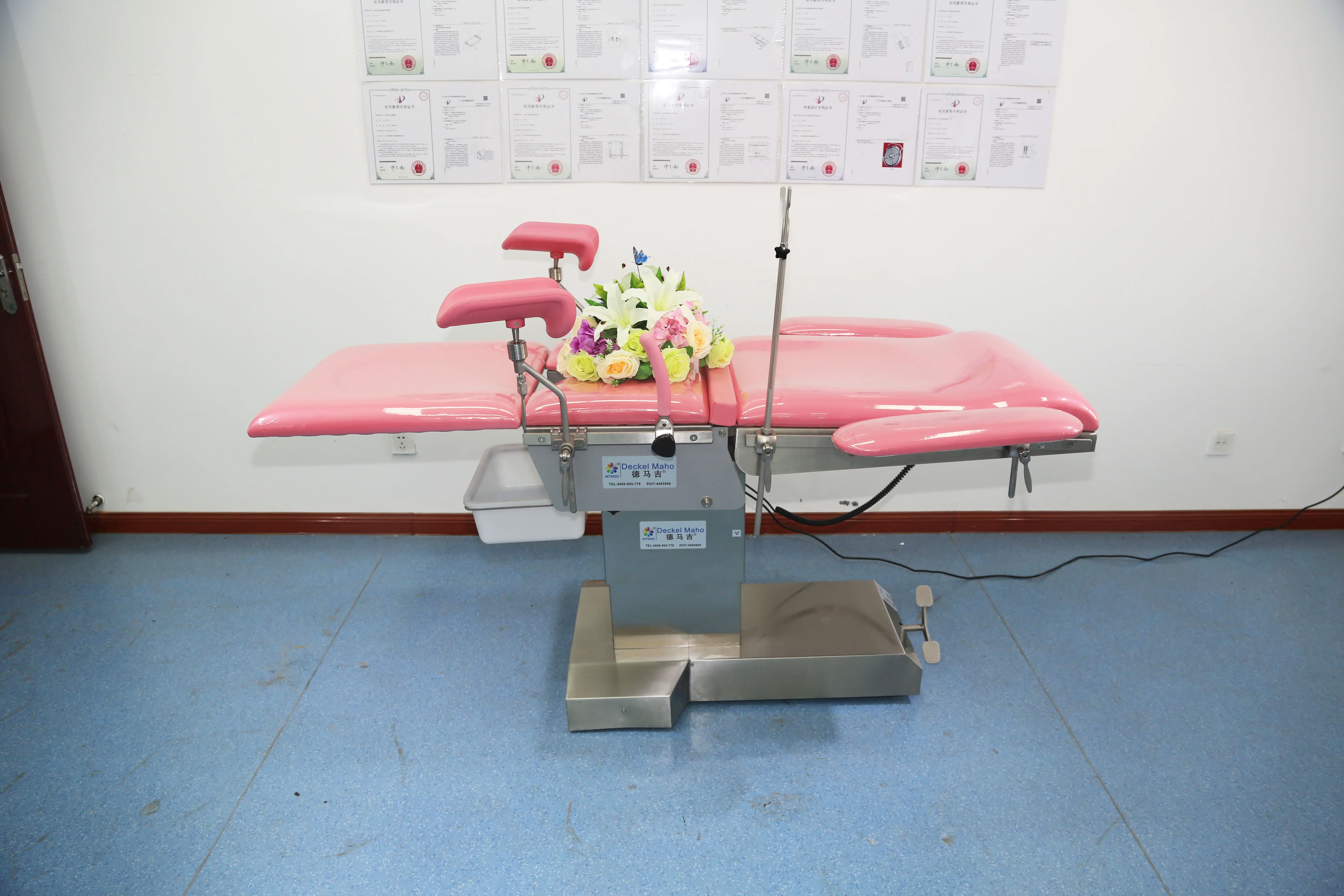 Mingtai Medical Operating Room Equipment Gynecological And Obstetric Table Hospital Delivery Bed
