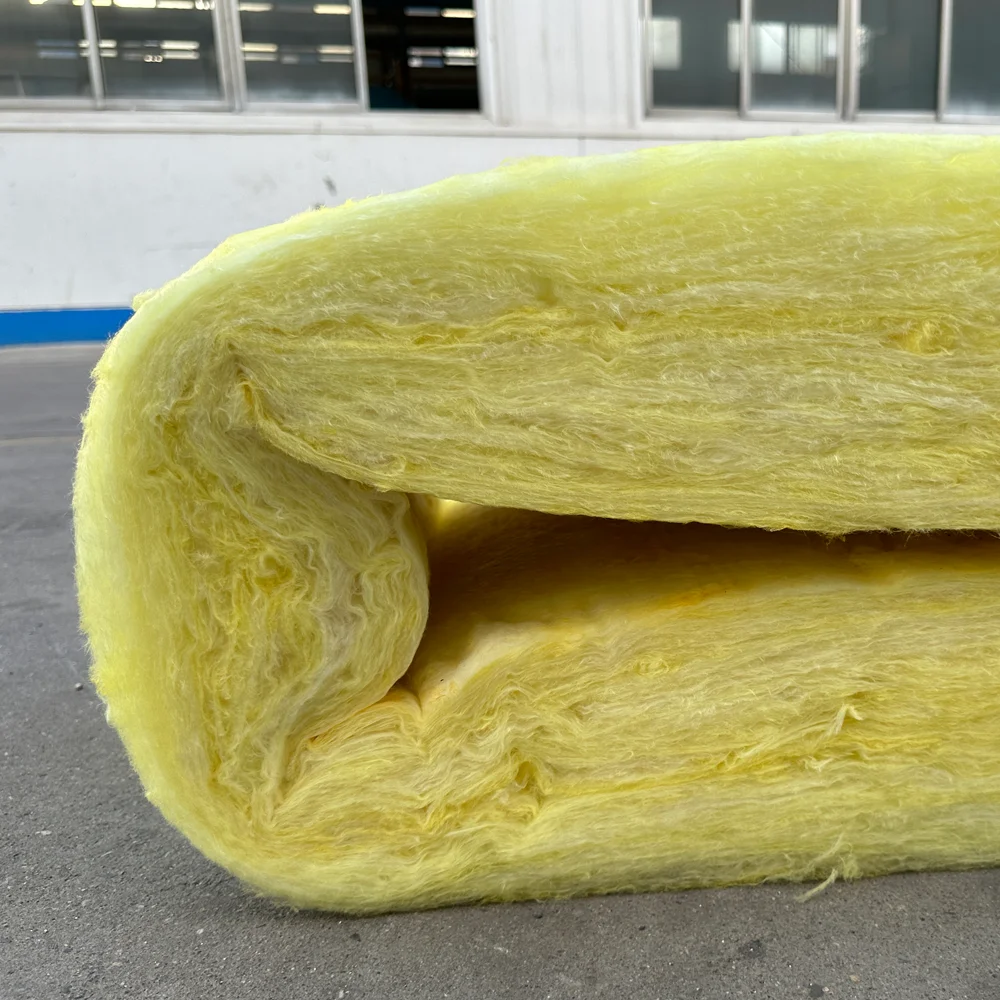 UET United Insulation 0.040 W/mk Workshop FSK Faced Insulating Glasswool Roll Fibreglass Wool Insulation Rolls Glass Wool