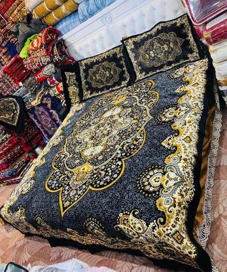 Afghan Bedspread      Oriental Bedspread    1 set is 3 pieces; 1 pcs 225*225 bedspread + 2 pcs pillowcases