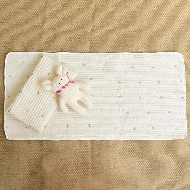 Hot Sales Foldable Reusable Durable Natural Cotton Baby Changing Pad
