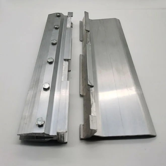 squeegee holder 3.jpg