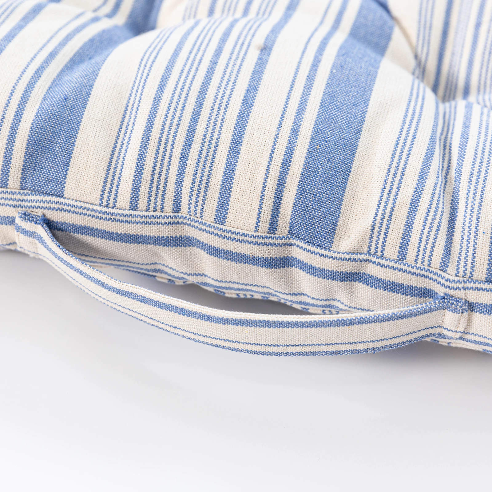 2022 Latest Strip Printing Design Skin Friendly Soft Square Chair Back Cushion Cotton Seat Pillow Cushion with Handle