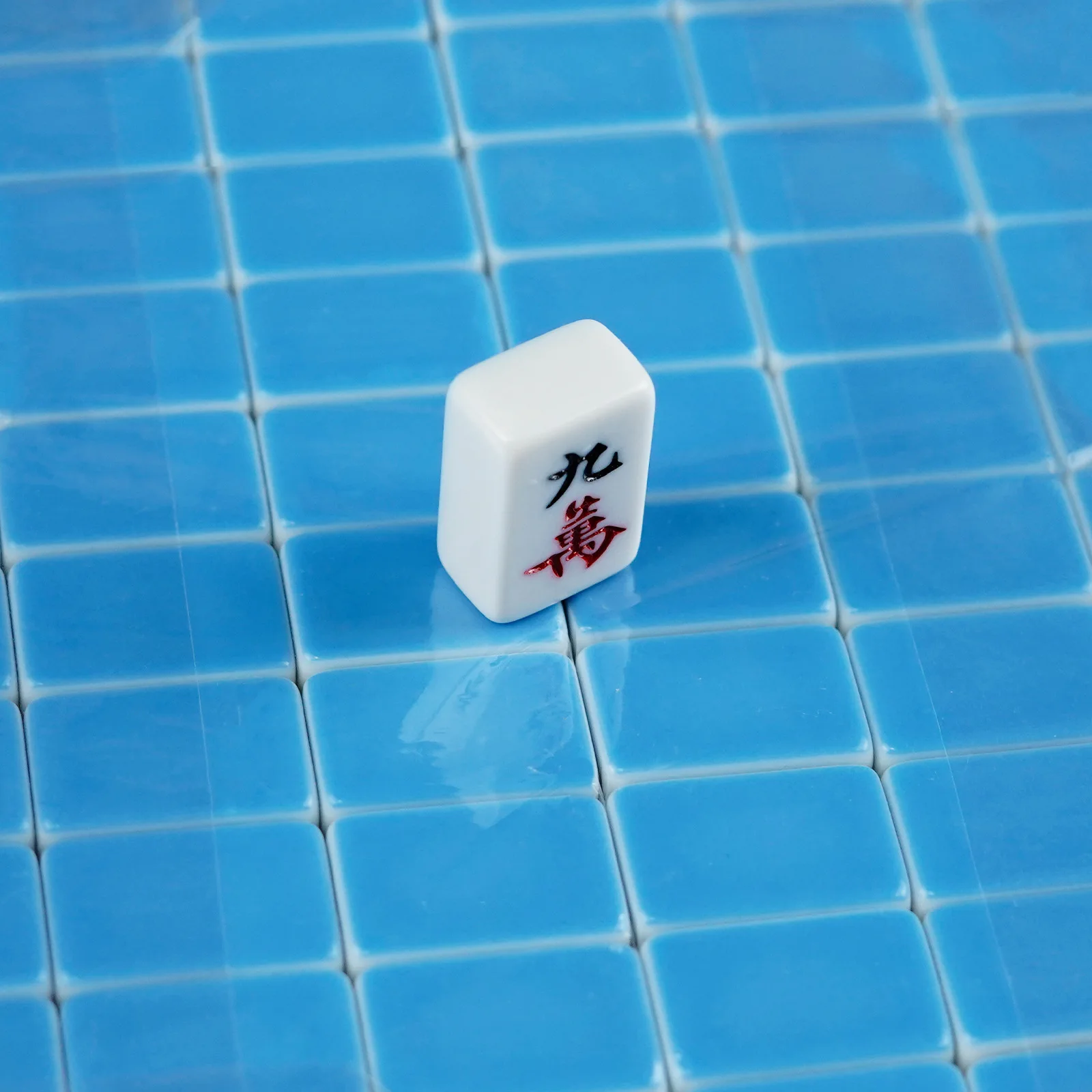 Custom Portable Chinese Mahjong Game Set Traveling Mini Mahjong Set 24mm 144pcs Mahjong