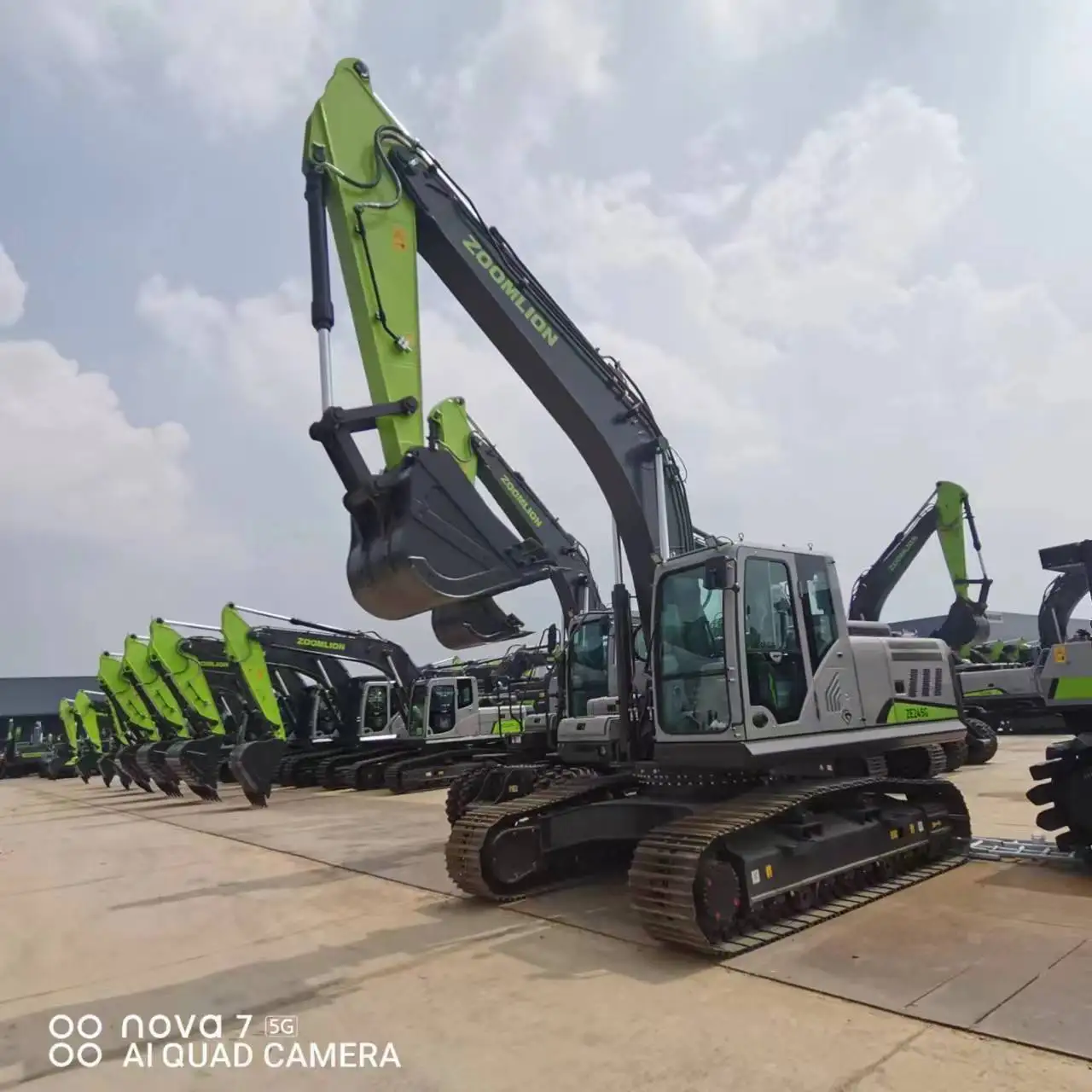 brand new Chinese brand Zoomlion used hydraulic excavator for sale second hand mini ekskavatr 215 ZE215 ZE215E in stock