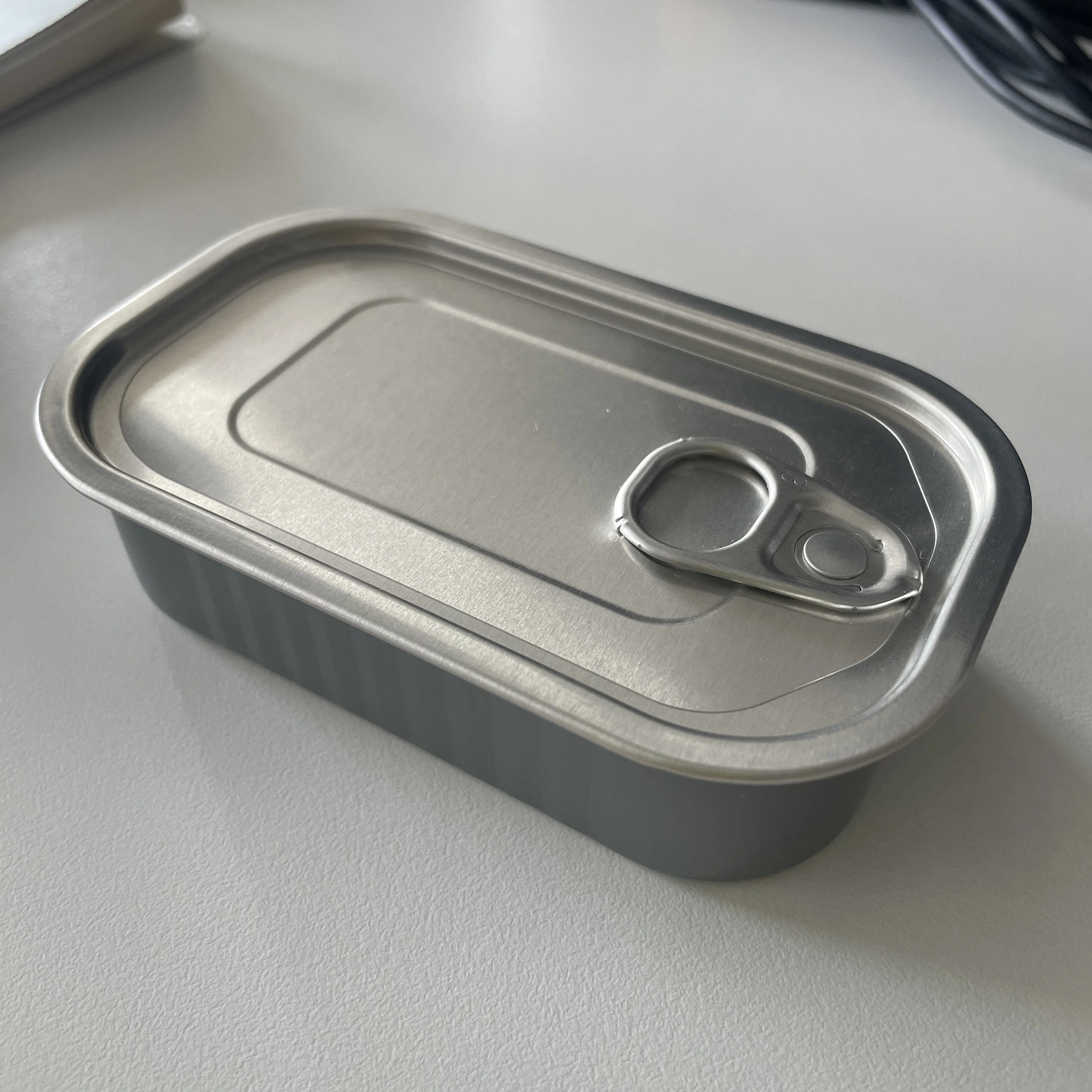 Высокое качество 311 # Sardines маленькая квадратная банка дешевая Консервированный Корм Для упаковки рыбы