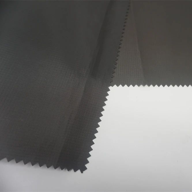 210T Polyester Taffeta 0.2cm Checkered Solid Dyed with PU Coating and WR for Tent/Luggage&Bag Linings/Rainwear Fabric