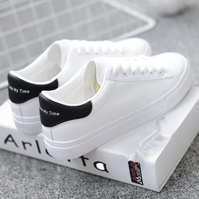 2021 new ladies casual sports white shoes