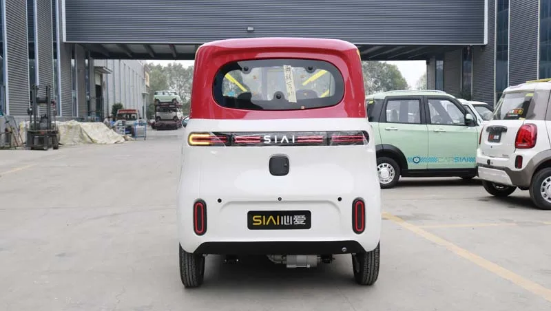 4 Wheel Enclosed Electric Scooter Car / Mini 25 km 1000W Electric Car 60V 2000W 4 Four Wheel Adult Cheap Vehicles