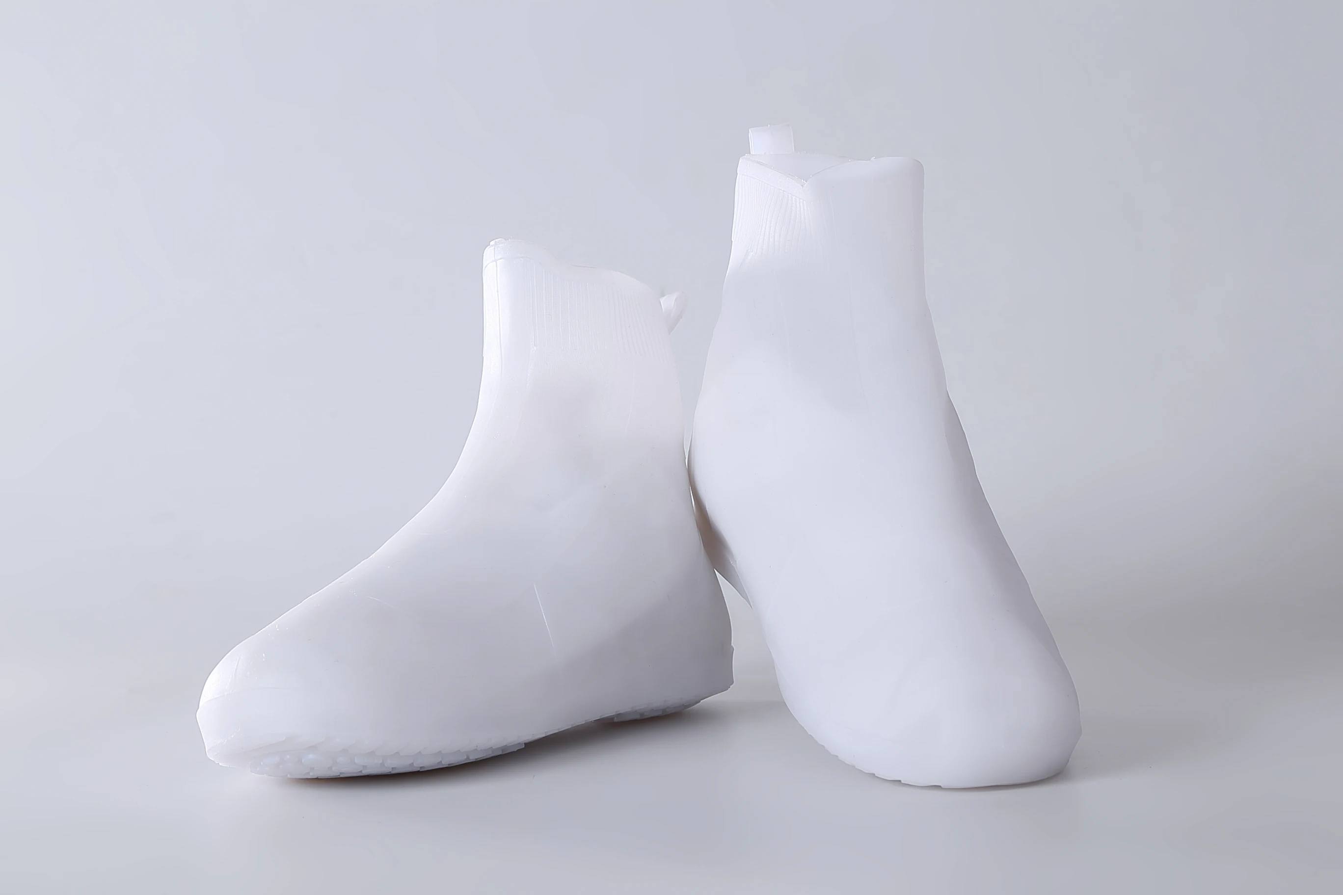 Heavy-Duty silicone Rain and Waterproof Overshoes Non-Slip Shoe Cover for Kids and Adults for Summer and Winter Seasons