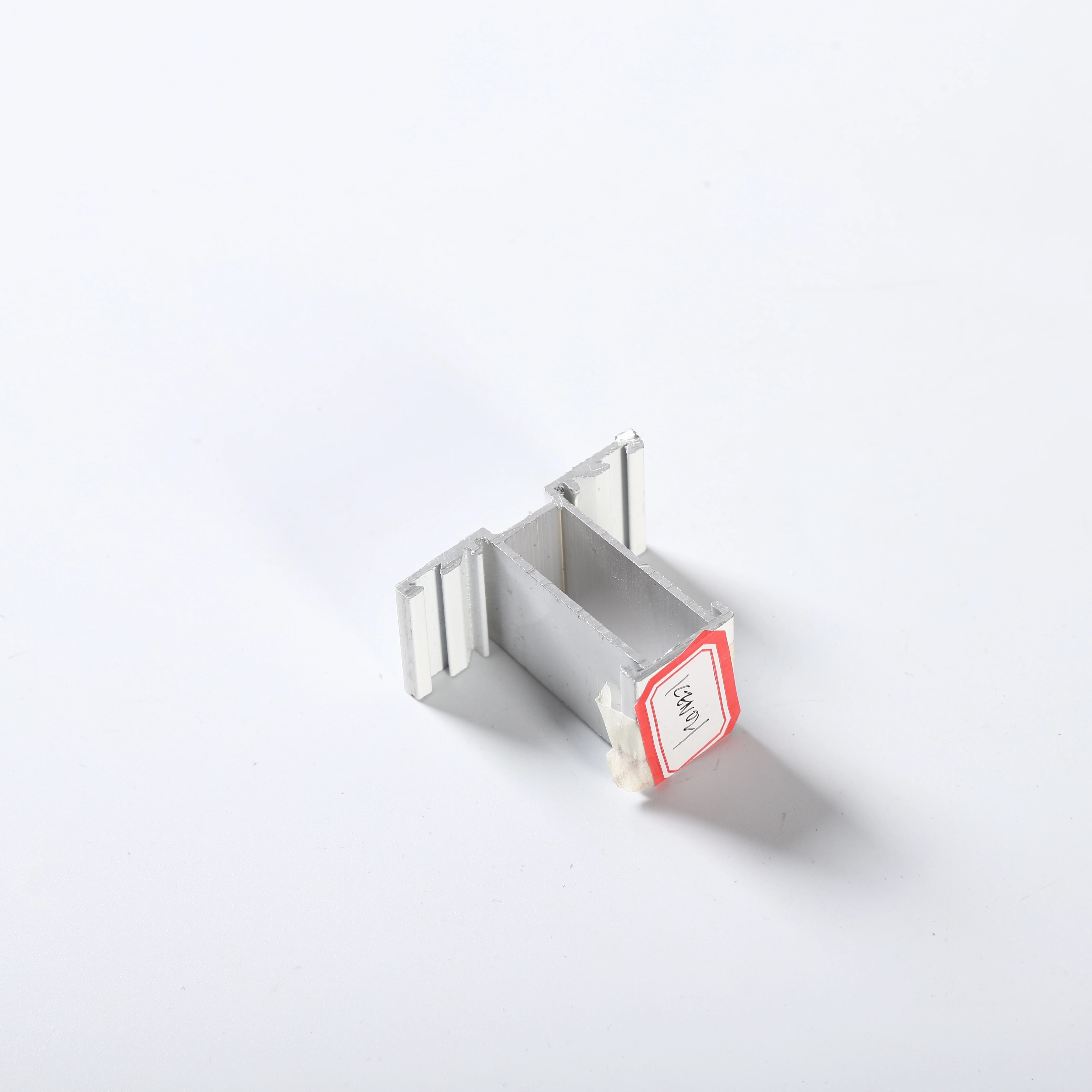 Высококачественный Серебряный анодированный экструдированный пиковый тент с алюминиевыми профилями для палатки