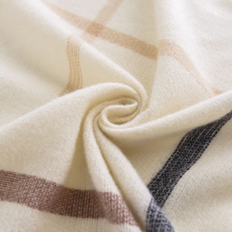 Hot selling luxury quality elegant ladies paisley kashmiri pashmina scarf jacquard plaid shawl