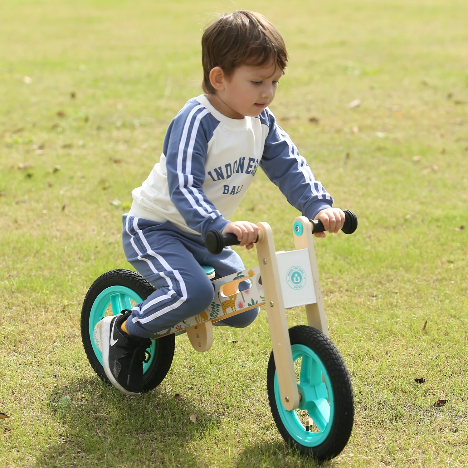 UDEAS Cheap supplier baby ride on car toy 12 inch children wooden balance bike