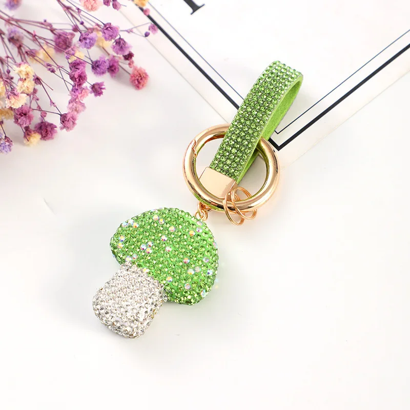 2023 wholesale setting diamond mushroom exquisite car pendant accessories keychain