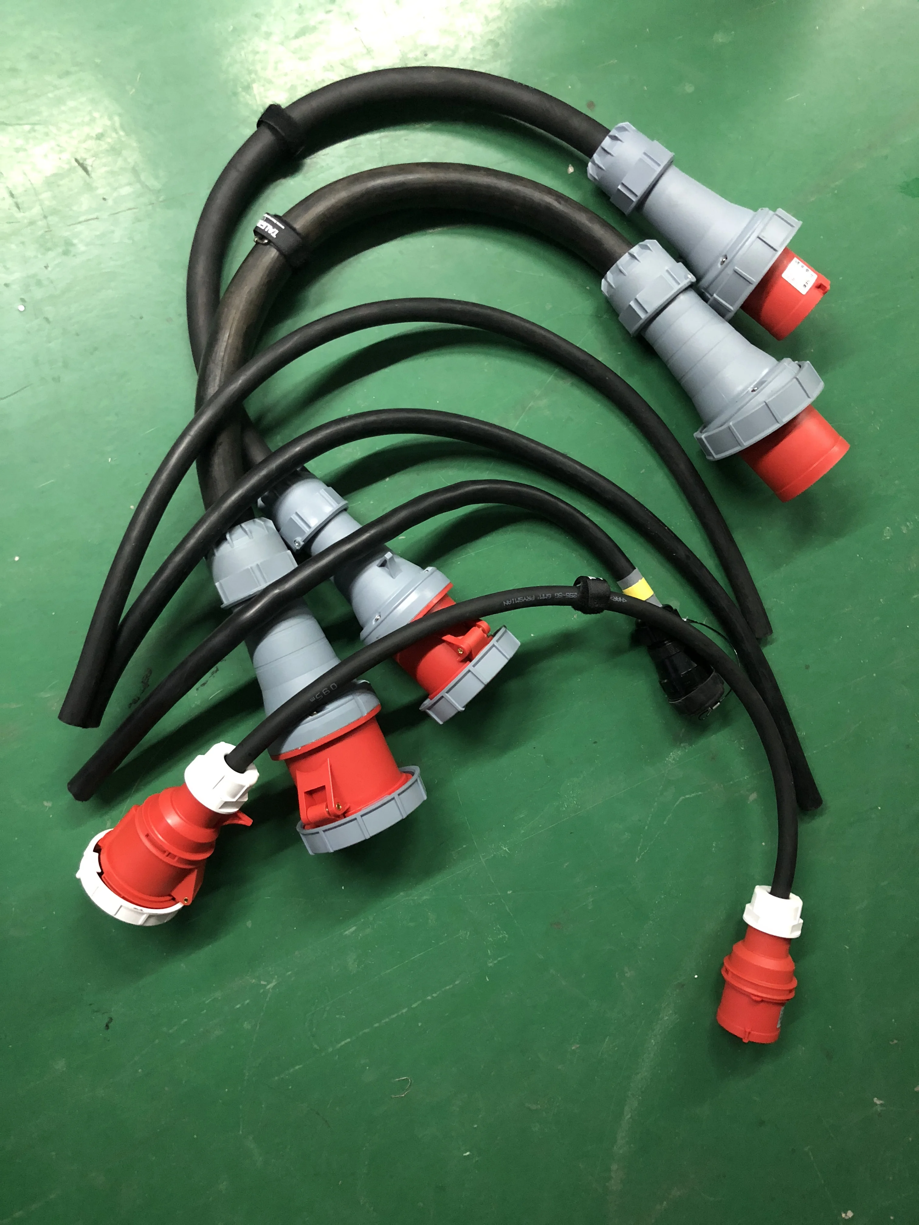 Male and female CEE 125A 415V 3 phase cables manufactured Power Cable Electrical Wire Cable