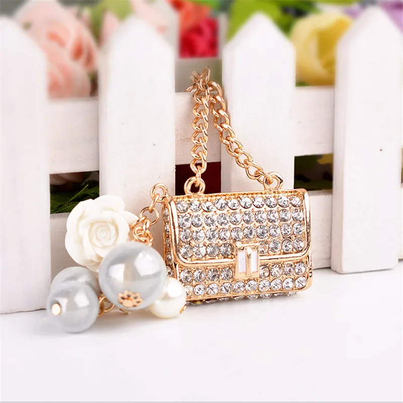 Custom Crystal Musette Bag Keychain Bag Mobile Car Sweater Pendant Key Holder Zinc Alloy Rhinestones Jewelry Accessories Gift