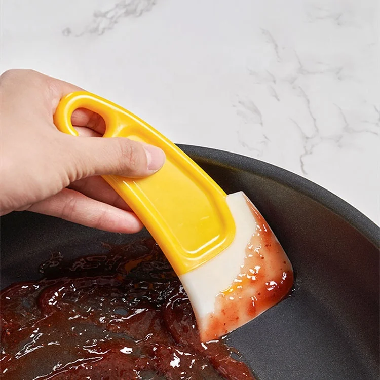 Fast delivery pot pan scraper cleaning blade silicone oven pot pan scraper recycled silicone pot pan scraper cleaning plastic