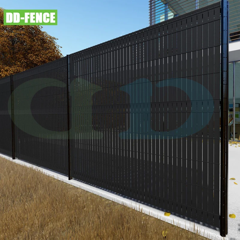 Green Outdoor 3D Curved Panel Welded Wire Mesh Fence Privacy Screen Garden Fence With PVC UV Slat