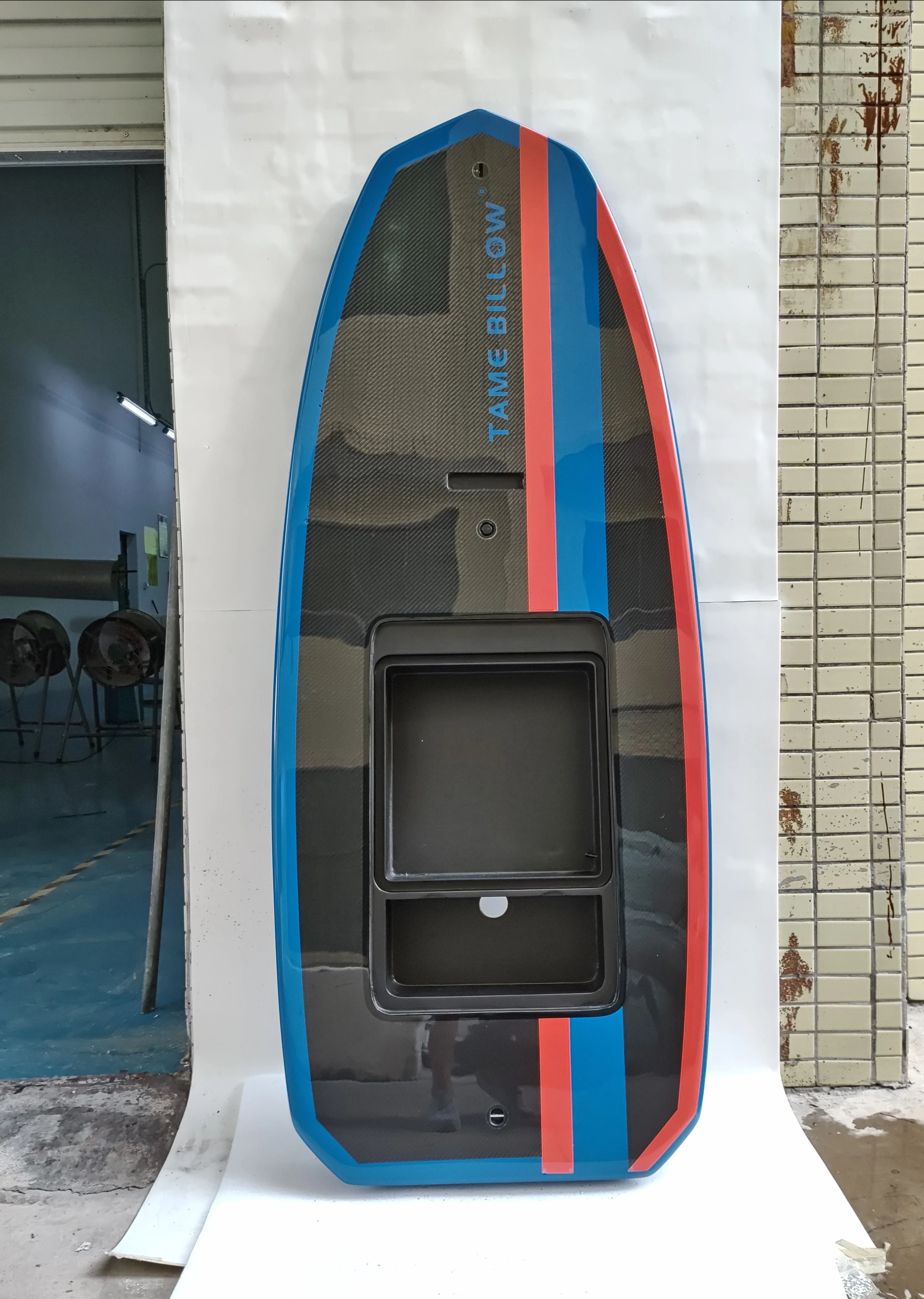 TAME BILLOW 168cm/210cm Wholesale Custom Efoil Surfing 3kw/8kw Hydrofoil E-foil Electric Surfboard with Hydrofoil kit