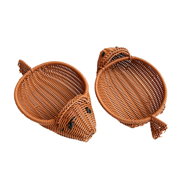Renel Empty PE Rattan Plastic Mouse Animal Snack Tray for Home Decoration