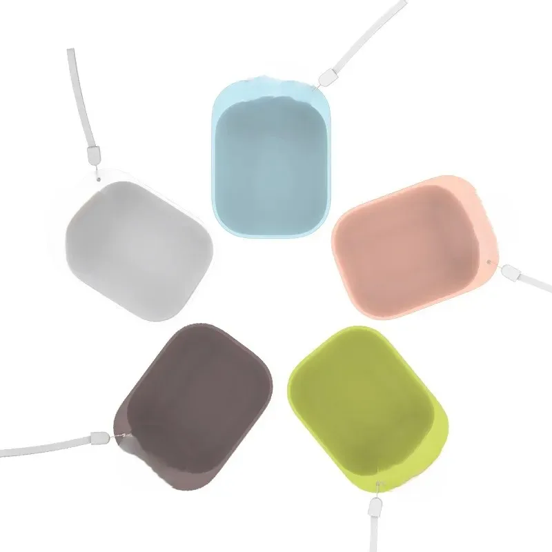 Convenient Portable Silicone Pet Dog Water Drinking Bowl Pet Outdoor Water Dispenser  Can Mount on Water Bottles
