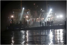 Marine Cargo Ship Light Distance Searchlight Sweeping Sealight Frontier Spotlight Auto Ocean Search Lighting