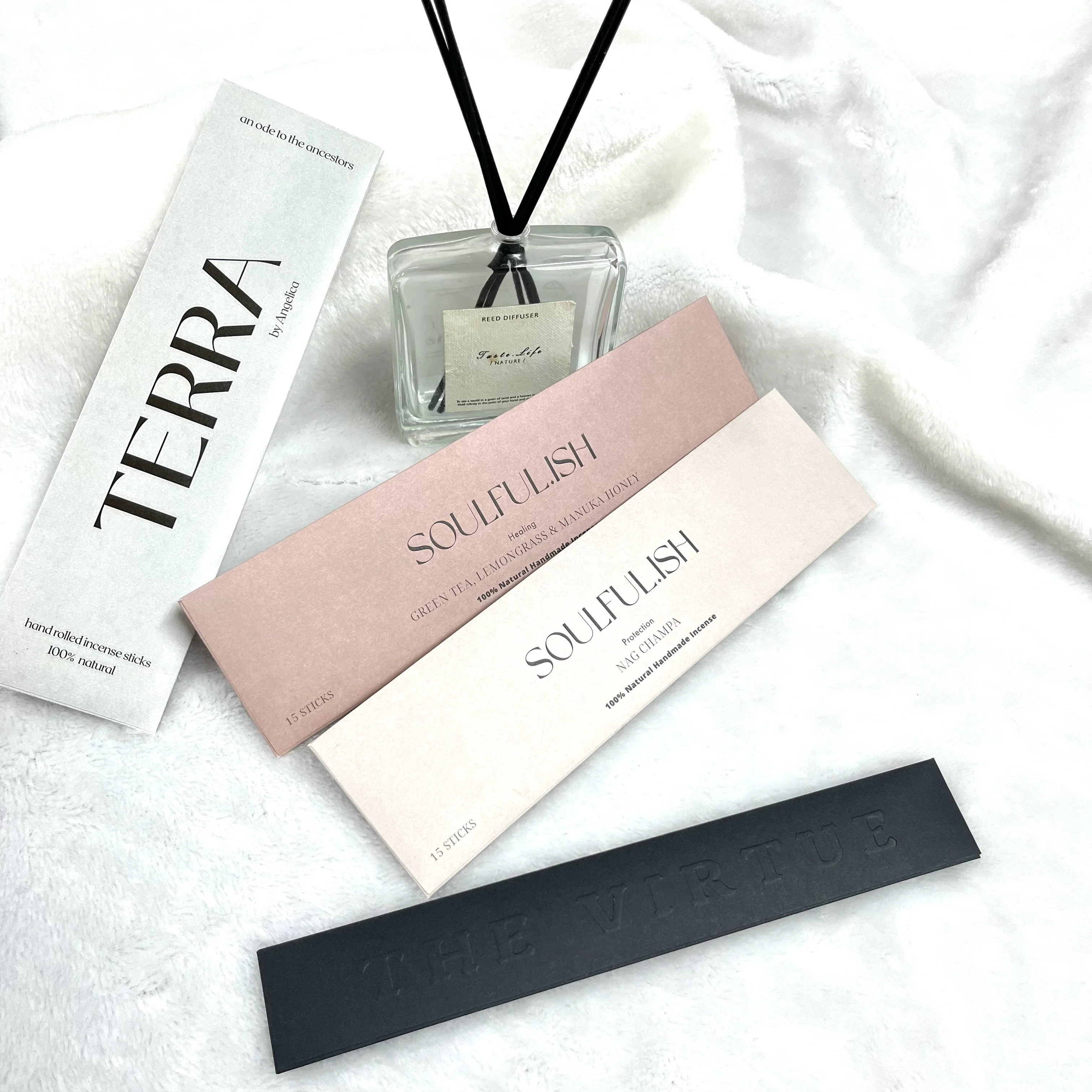 Custom Reed Diffuser Envelope Incense Packaging Emboss With UV And Black Paper Envelope For Incense