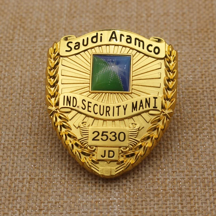 Custom 3D Shiny Gold Saudi Aramco Lapel Pin with Epoxy sticker