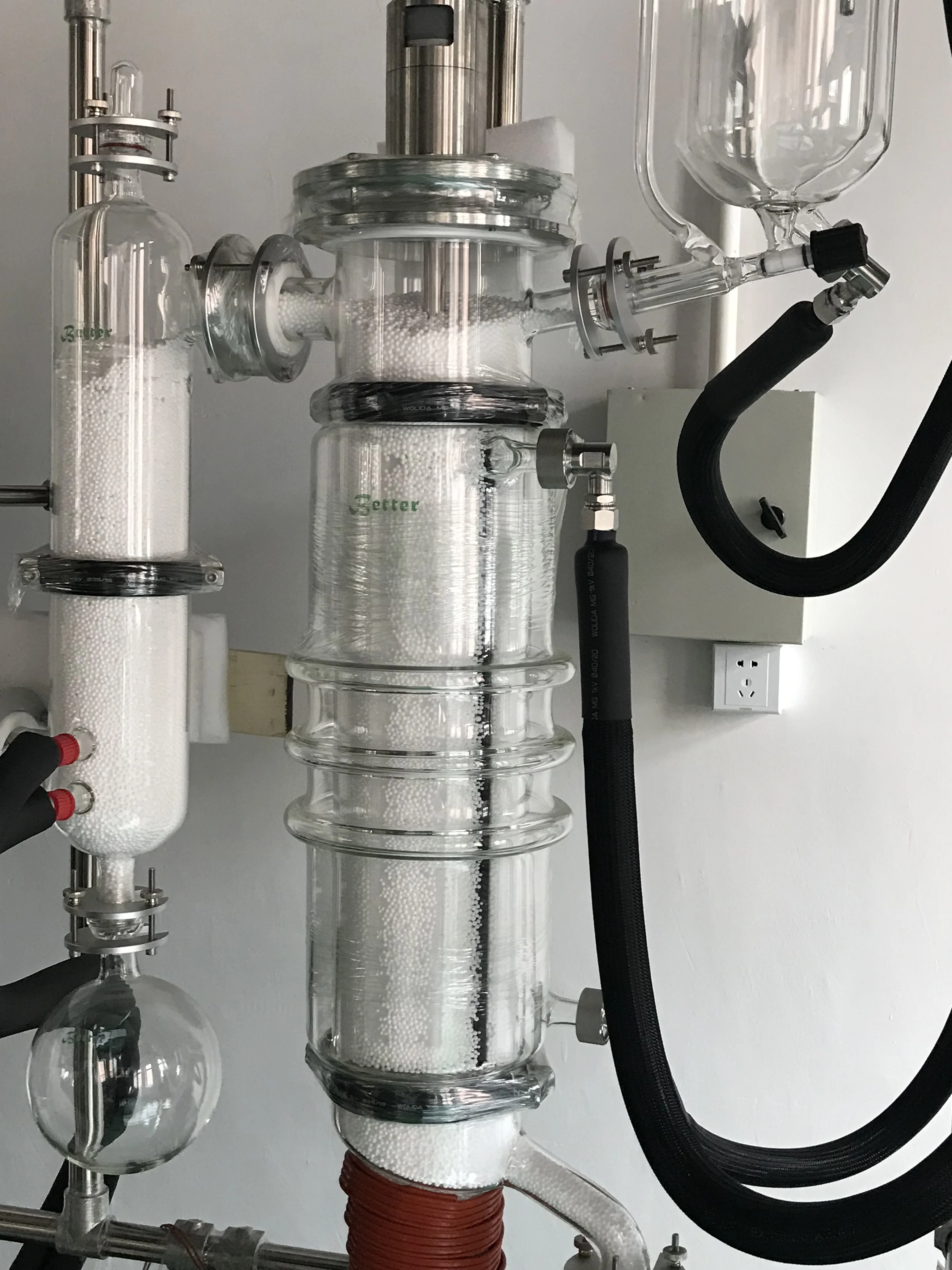 Short Path Fractional Distillation Yields Working Principle