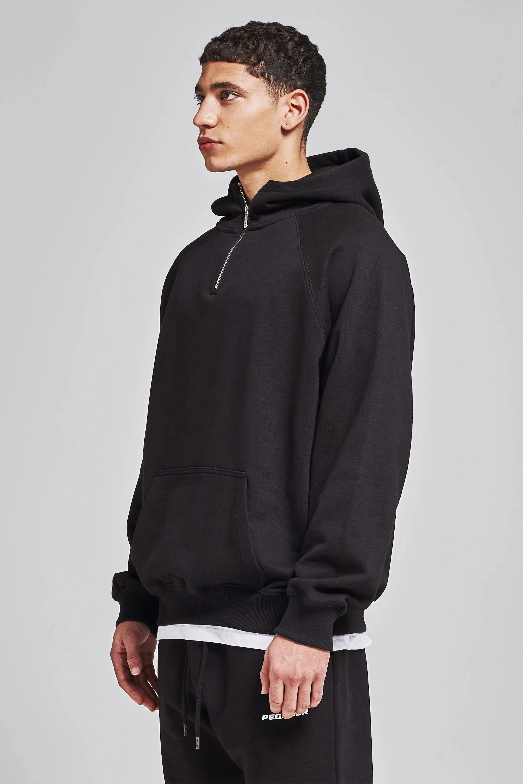 Popular Streetwear Fleece Heavy Hoodie Custom Logo No String Unisex Chenille Patch Quarter Zip Jumper