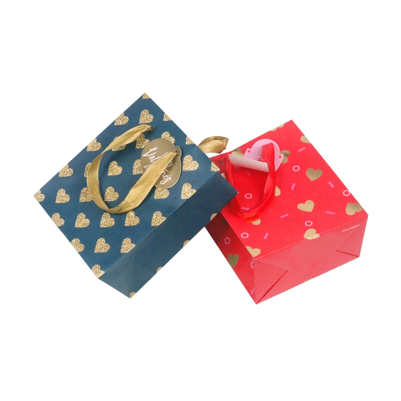 Wholesale Custom Logo Simple Love pattern Craft Kraft Cardboard Folding Shopping Paper Bags With Handle