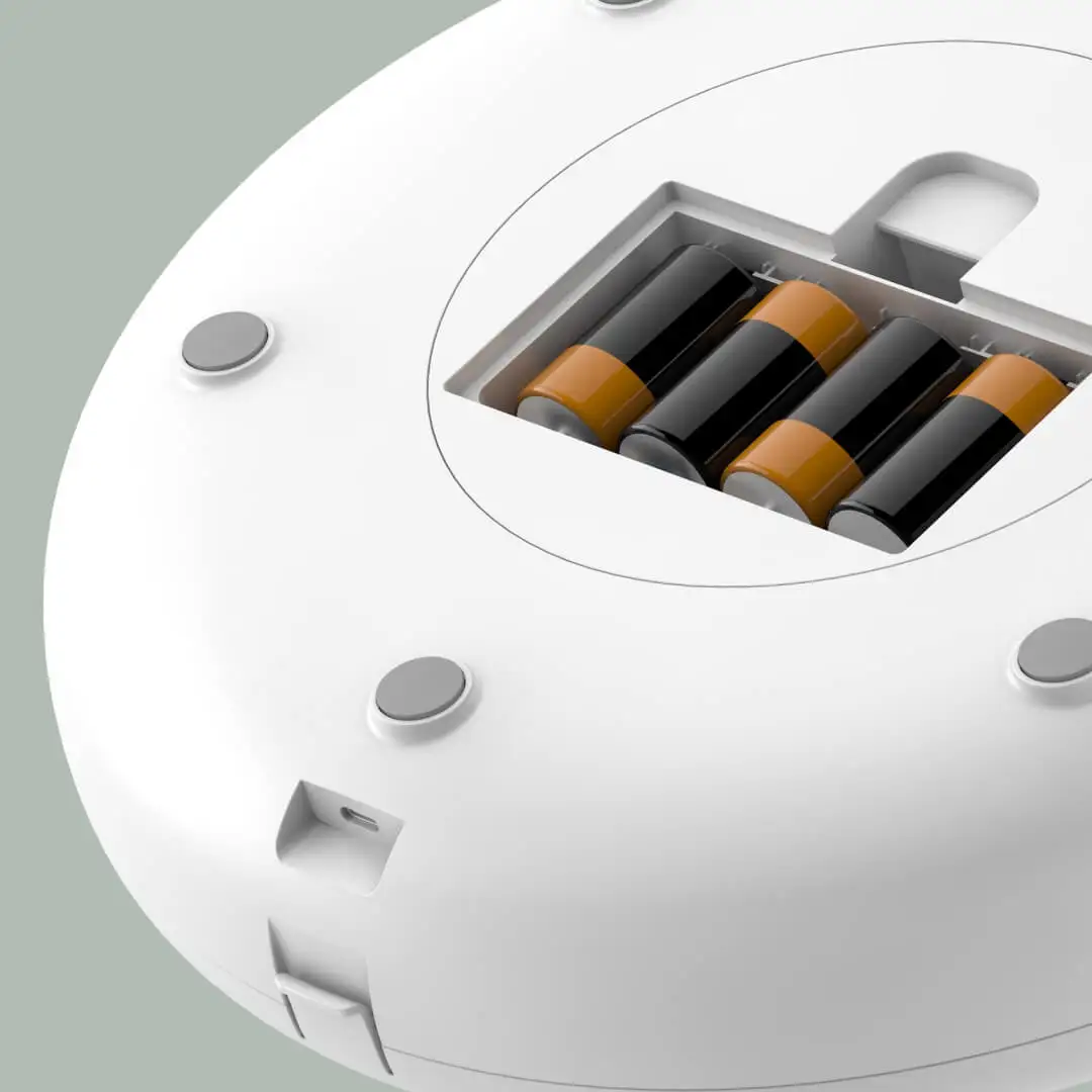 Six Meals Pet Feeder Hot Selling Pet Supplies Cat Treat Food Dispenser LED Display USB Type-C Support Batteries as Backup