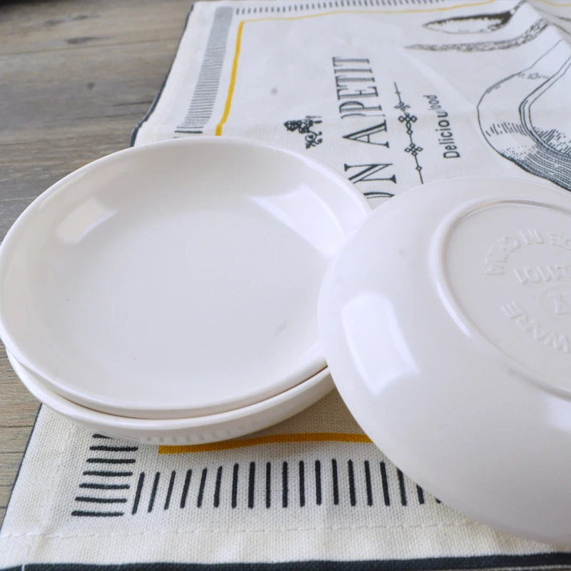 Wholesale European style custom color dishes diner set made in China