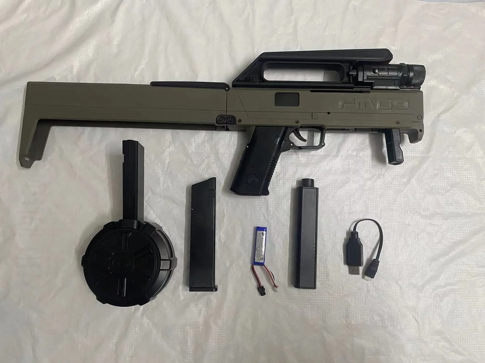 FMG9 3 0 поколения водяной бомбовый Пистолет Игрушечный Бластер с барабаном и цветной коробкой зажимом.