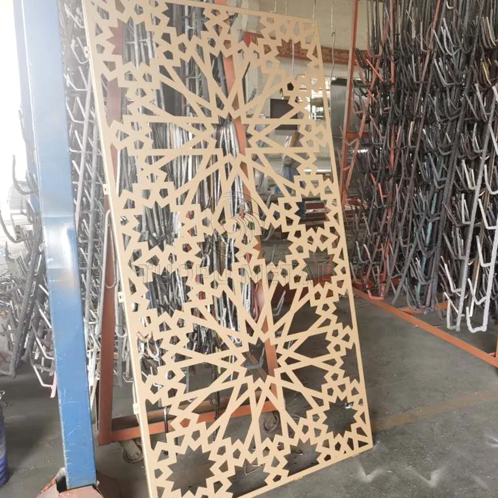 Custom type Outdoor Fence Decoration Laser cut aluminum fence with Carved panels
