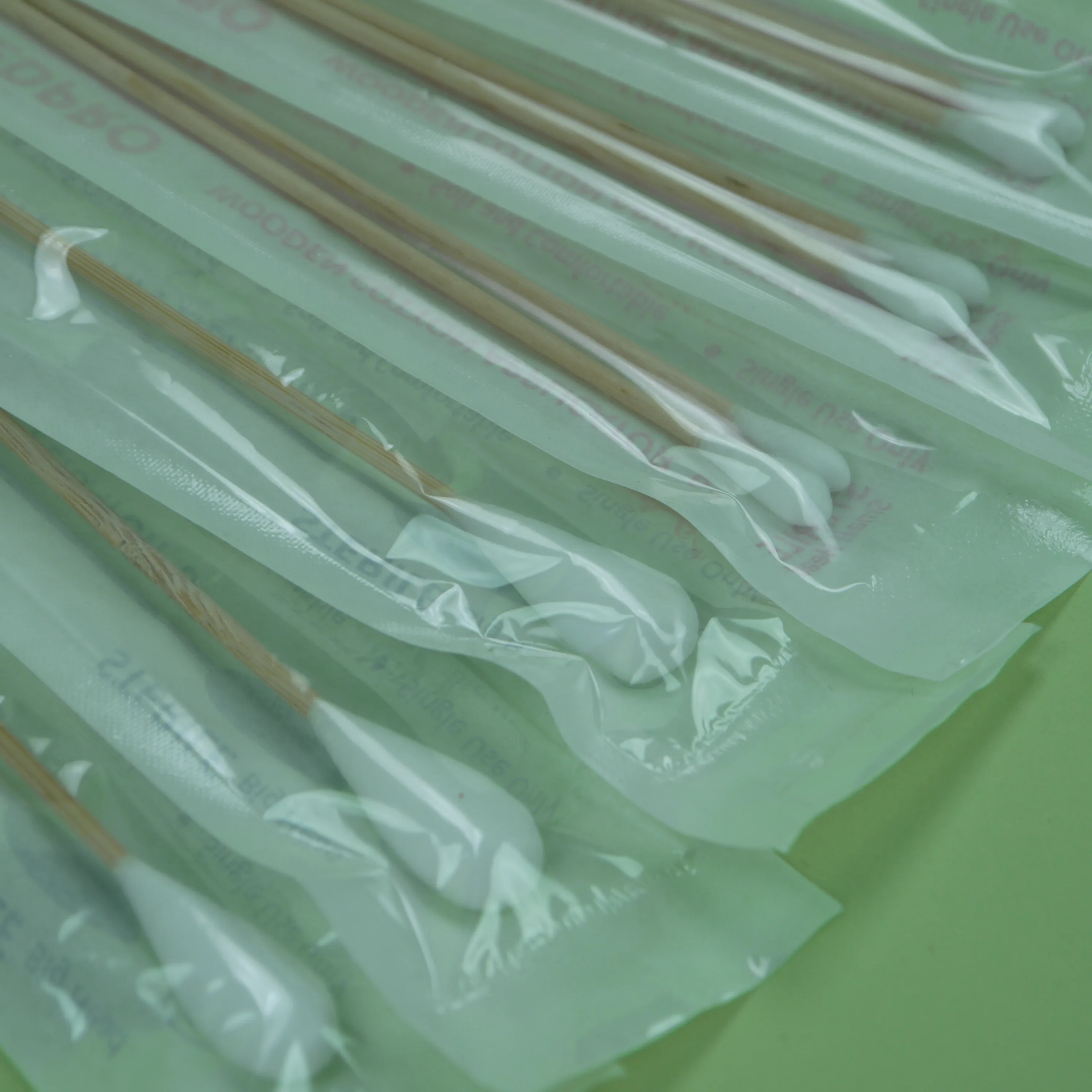 Single Head Cotton Buds Sterile Wooden Stick Cotton Swab