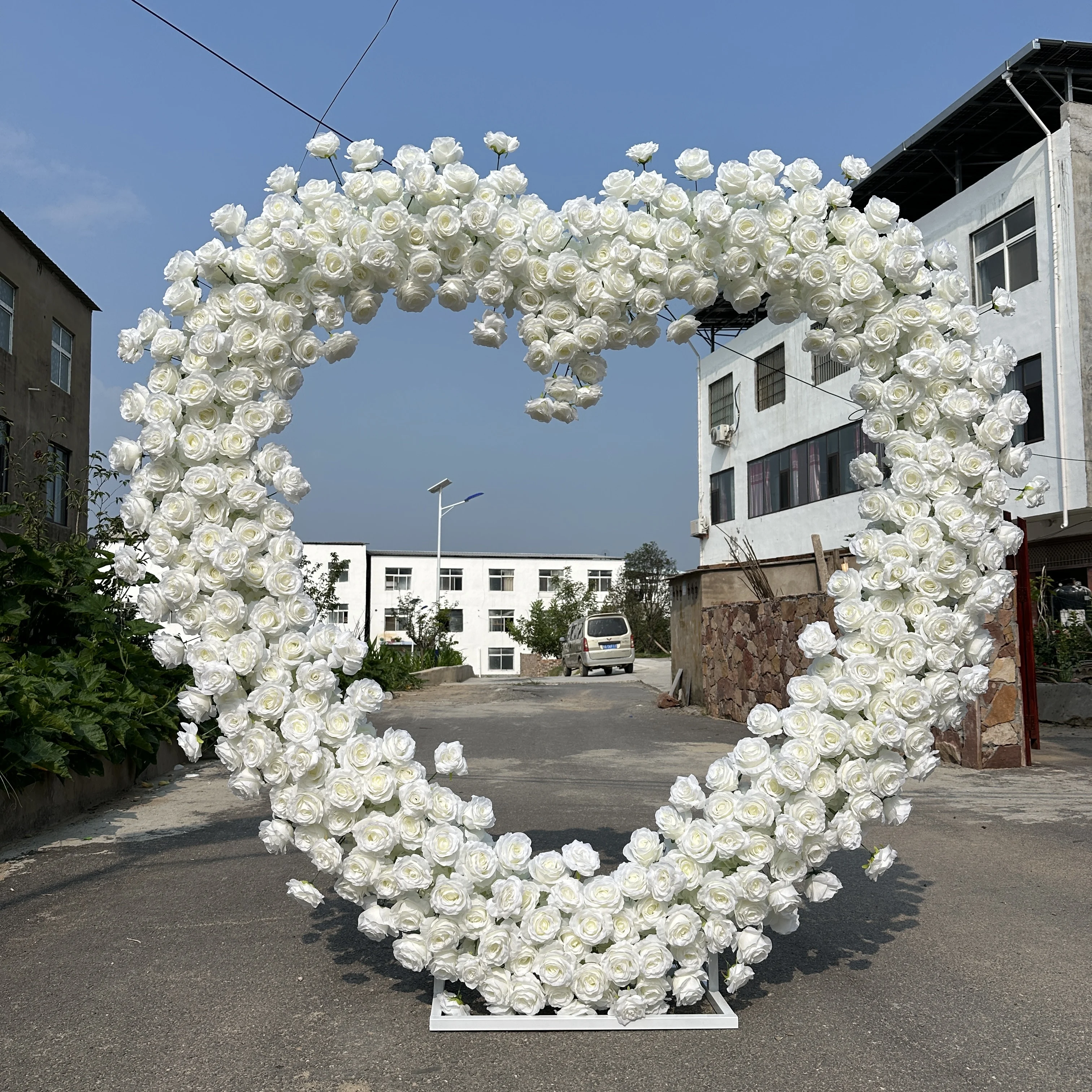 Modern Red Rose Heart Shaped Arch Stand Artificial Flower Panel Set Row Floral Arrangement Backdrop for Wedding Event Decoration