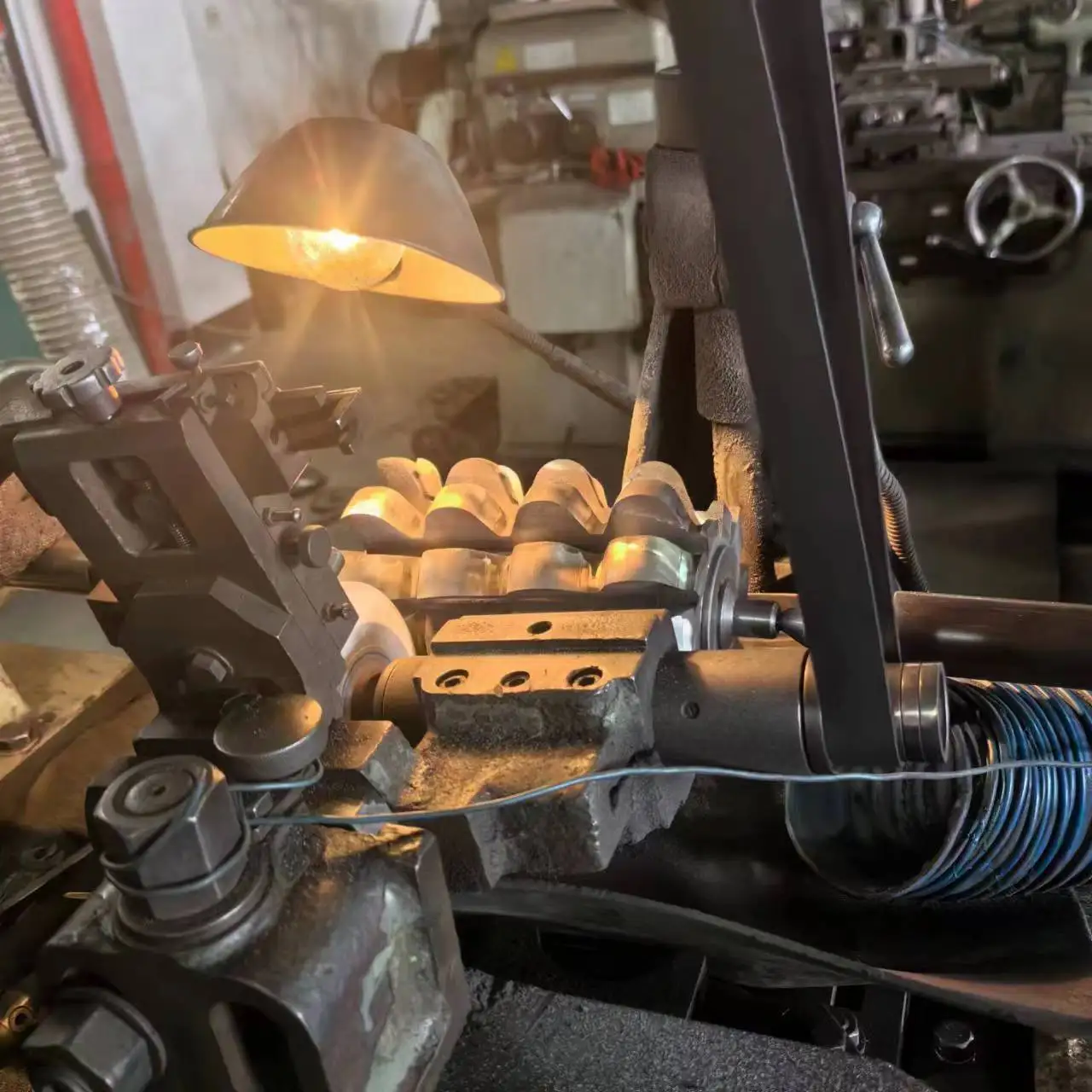 Custom high quality hss Pre shaving spline gear hobbing cutter gear cutter hob for sale