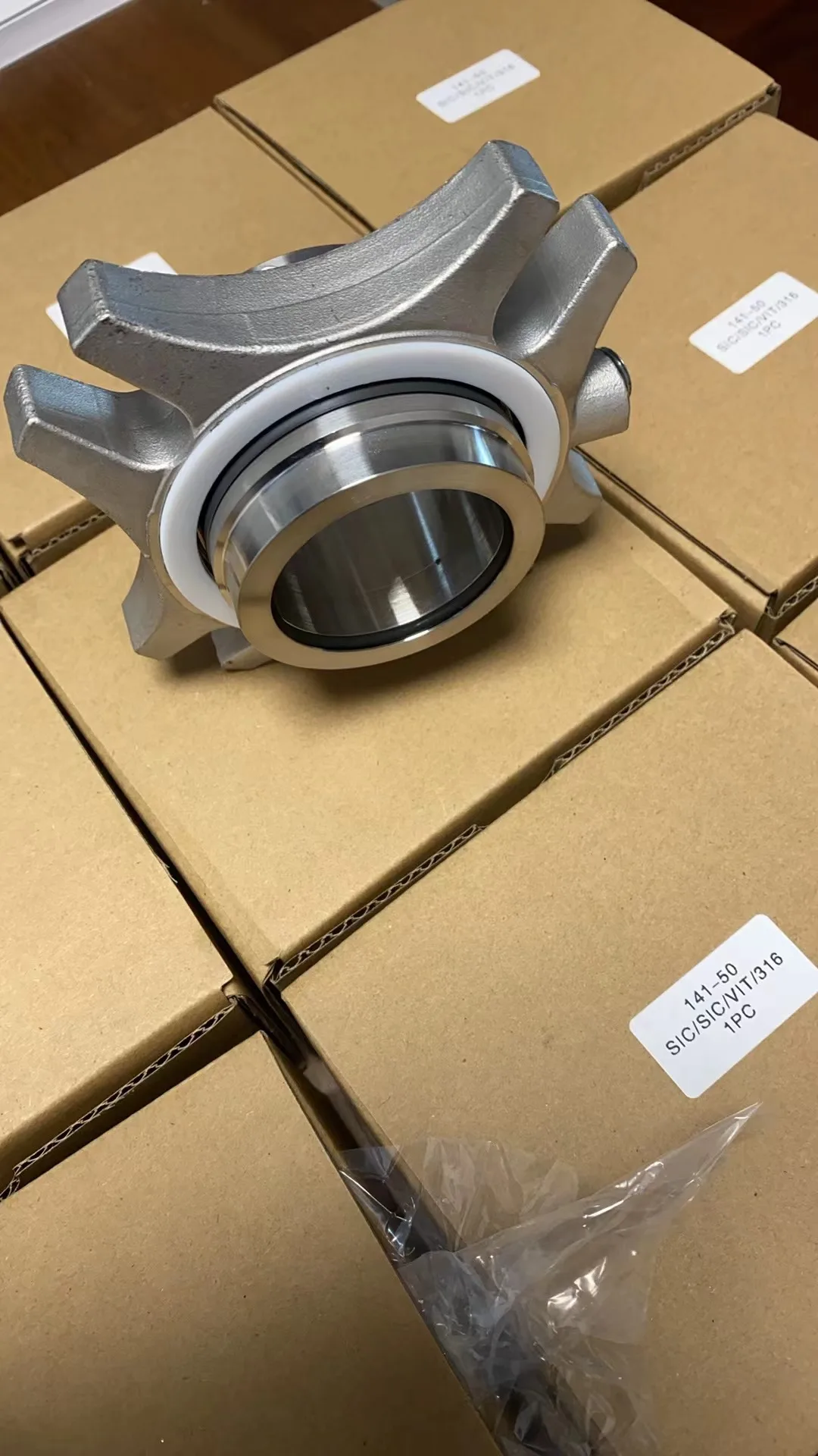 Mechanical Seal 50mm Diameter Bore Material Carbon Silicone Fluoelastomer 7316L Stainless Steel Part Number 81665460 Model T4610