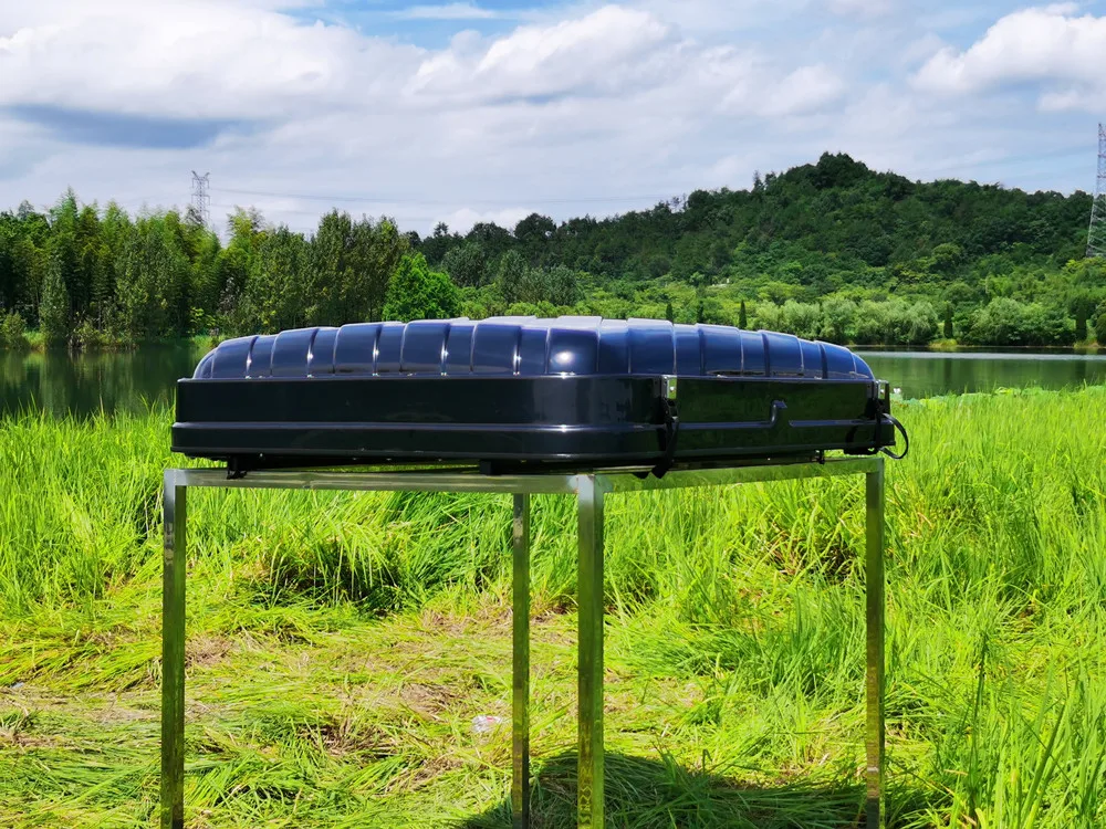 2024 New Design Heavy Duty Hard Top Truck Car Clamshell Roof Top Tent Box