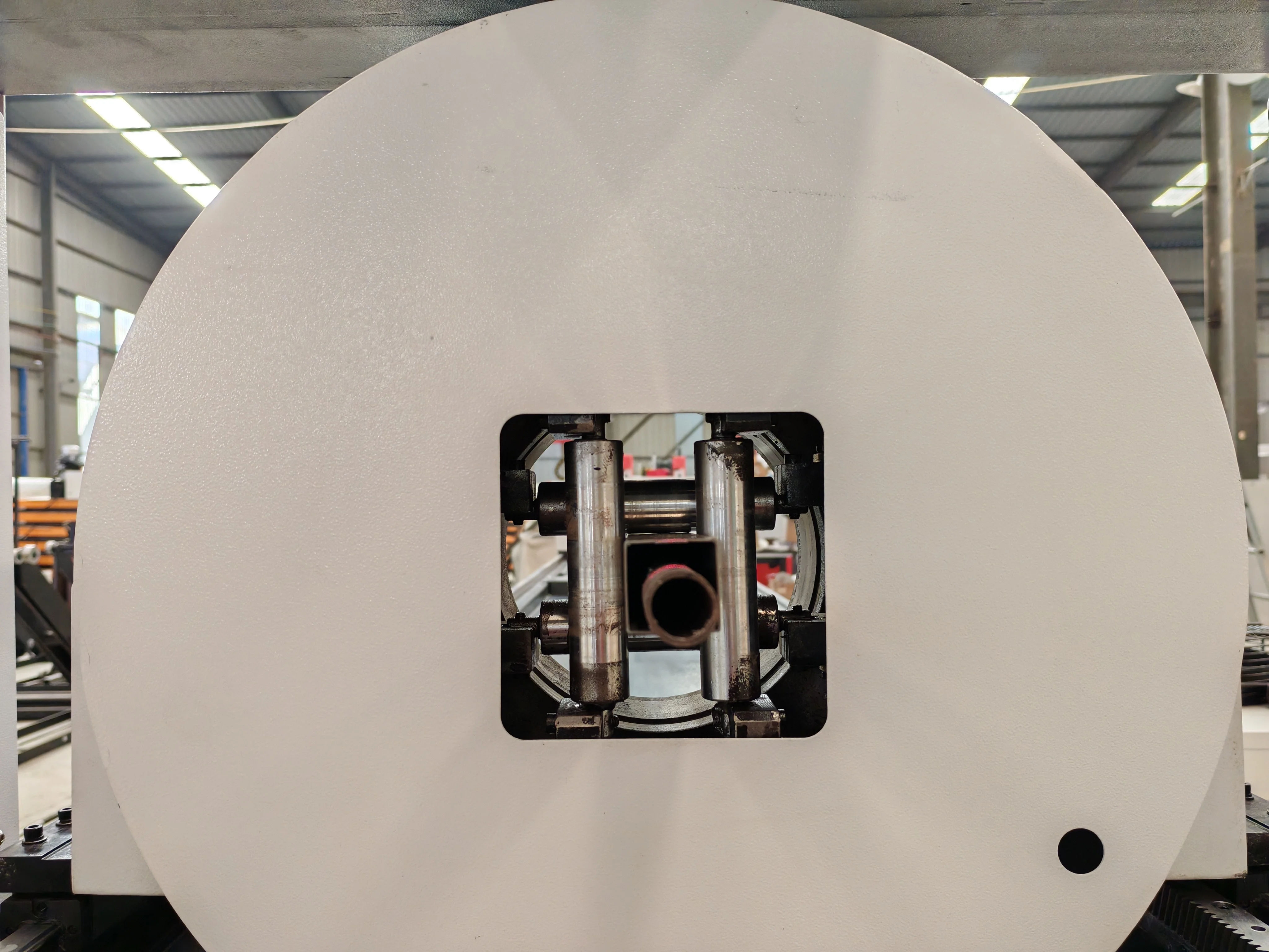 GJ-3015 steel guide rail  fiber laser cutting machine