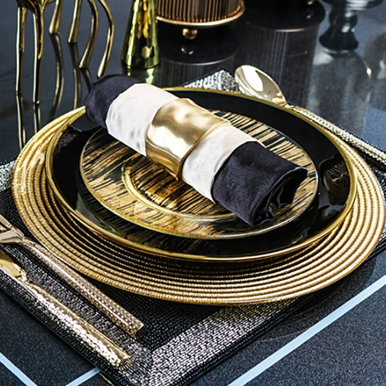 Wholesale 13-inch Clear Glass Charger Plate With Gold Edge Is Suitable for Dinner Wedding Party