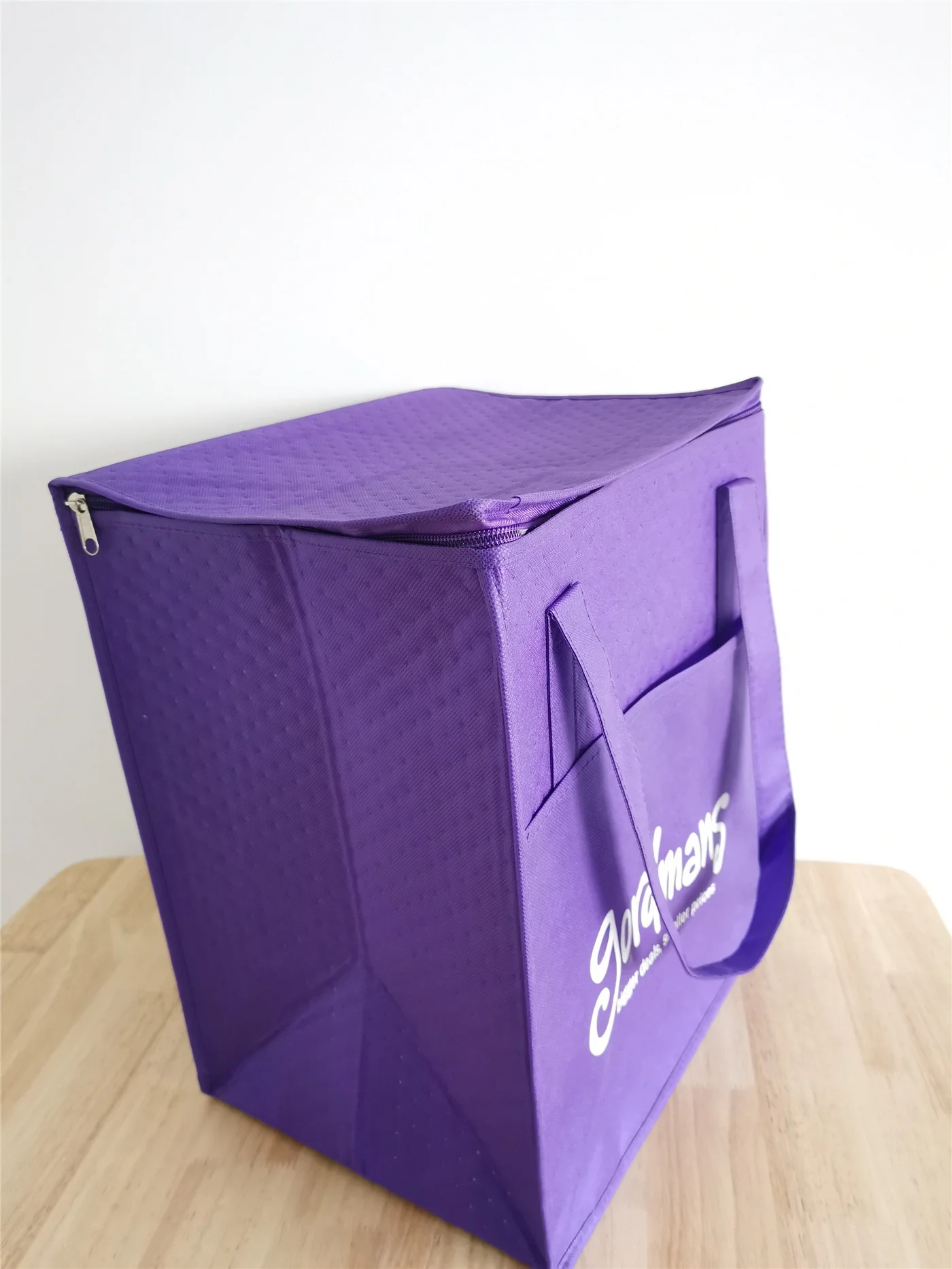 Vietnam Factory OEM supermarket fresh food delivery lunch insulated cooler bag special high quality