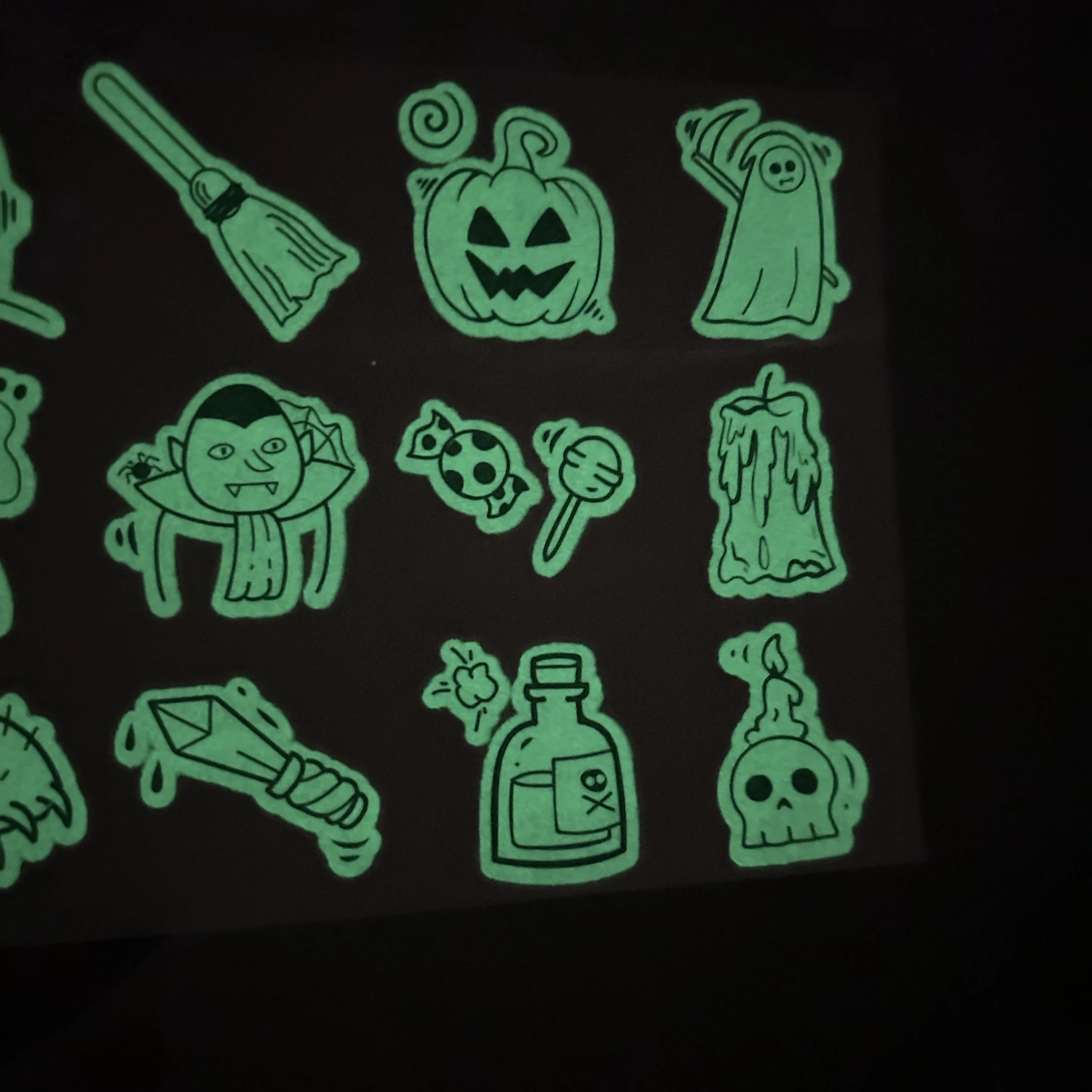 Custom design non-toxic glow in the dark tattoo sticker for kids waterproof Hot sale Halloween sets temporary tattoo stickers