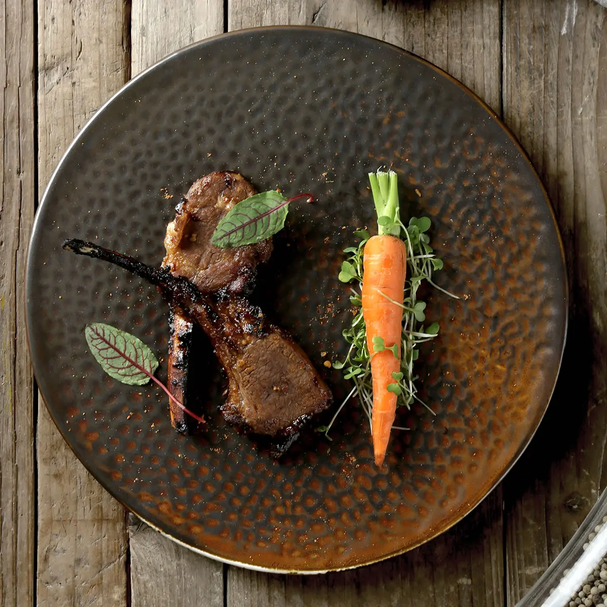 Factory direct wholesale restaurant porcelain with reactive glazes like copper ceramic sushi flat dinner dishes plates